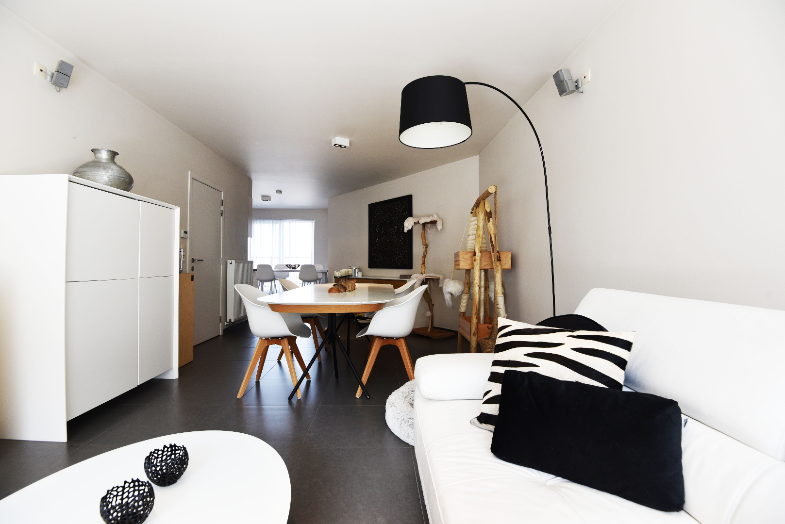 Energiezuinige bel-etage met ruime garage en 3 slpks nabij centrum Maldegem 