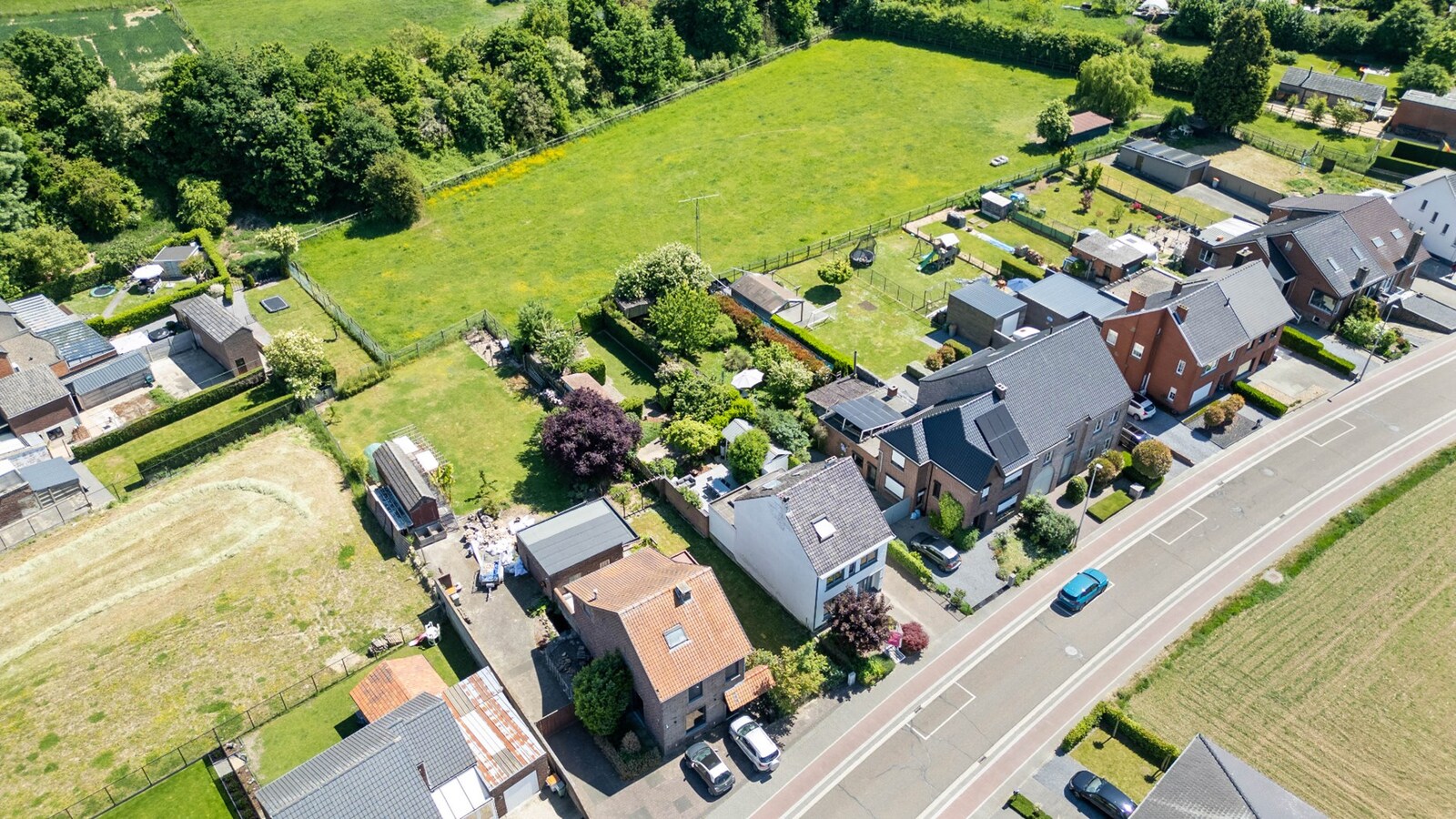 Volledig gerenoveerde, instapklare woning vlakbij Maastricht 