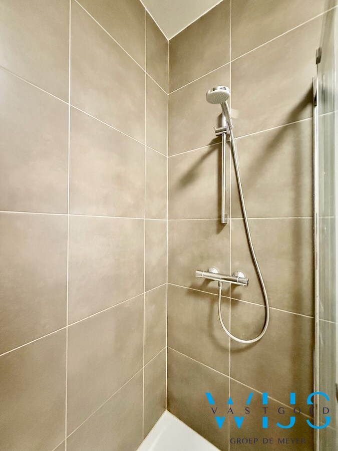 Gelijkvloersappartement met staanplaats te Ertvelde ! 