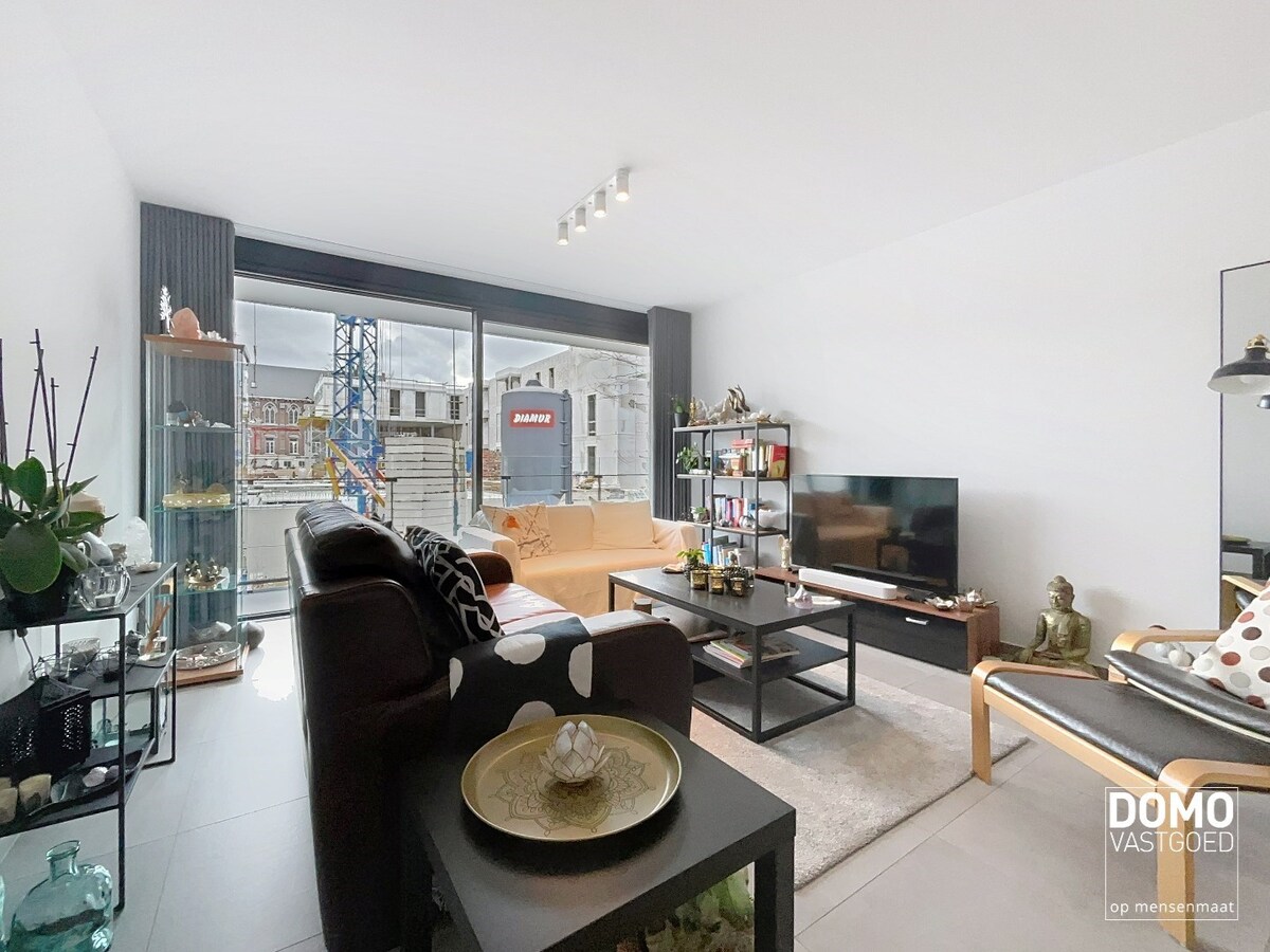 RECENT NIEUWBOUW APPARTEMENT MET 2 SLAAPKAMERS, RUIME BERGING &amp; AUTOSTANDPLAATS TE DIEPENBEEK 