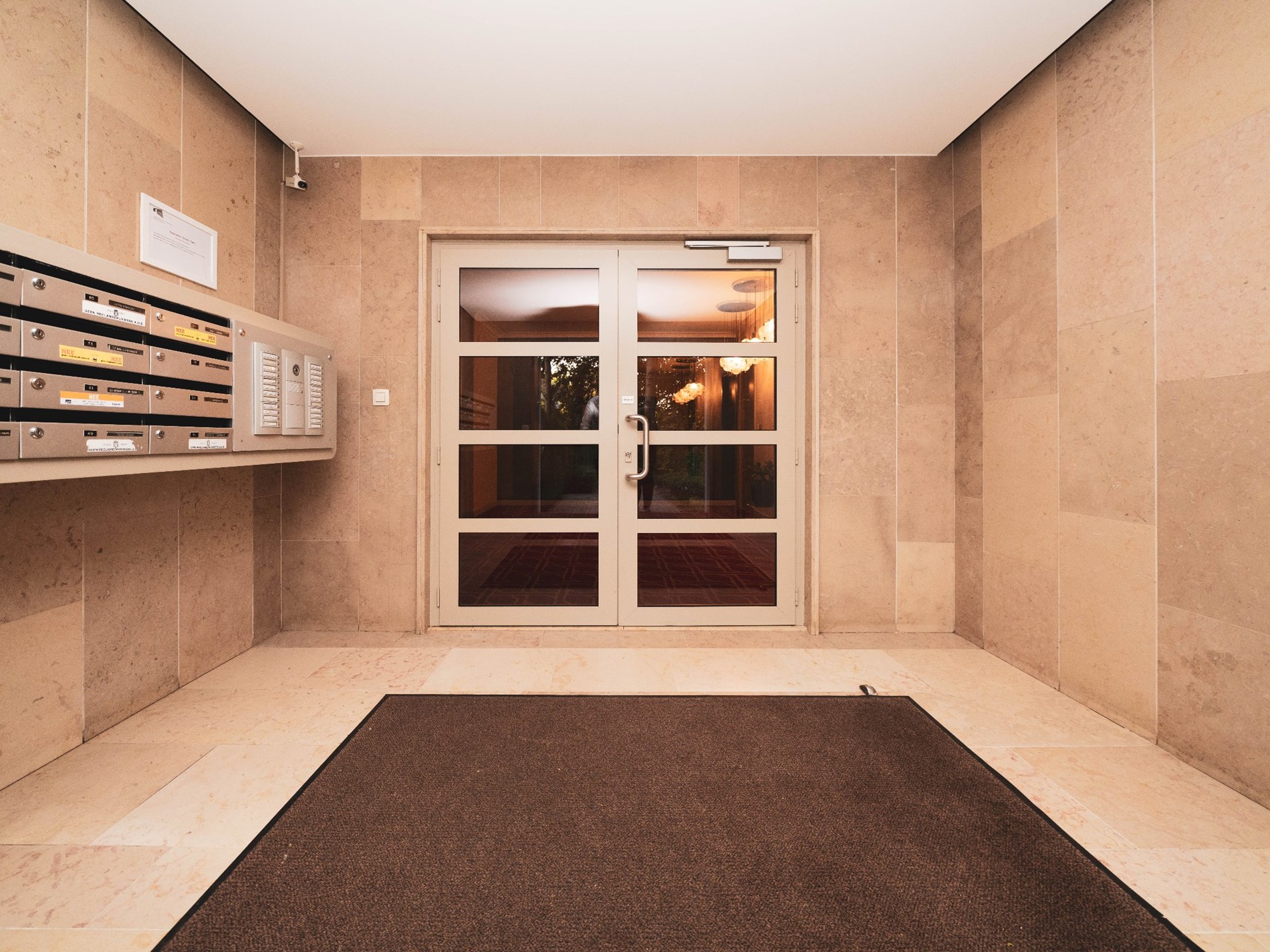 Gerenoveerd 2kamer-appartement in standingvol gebouw 