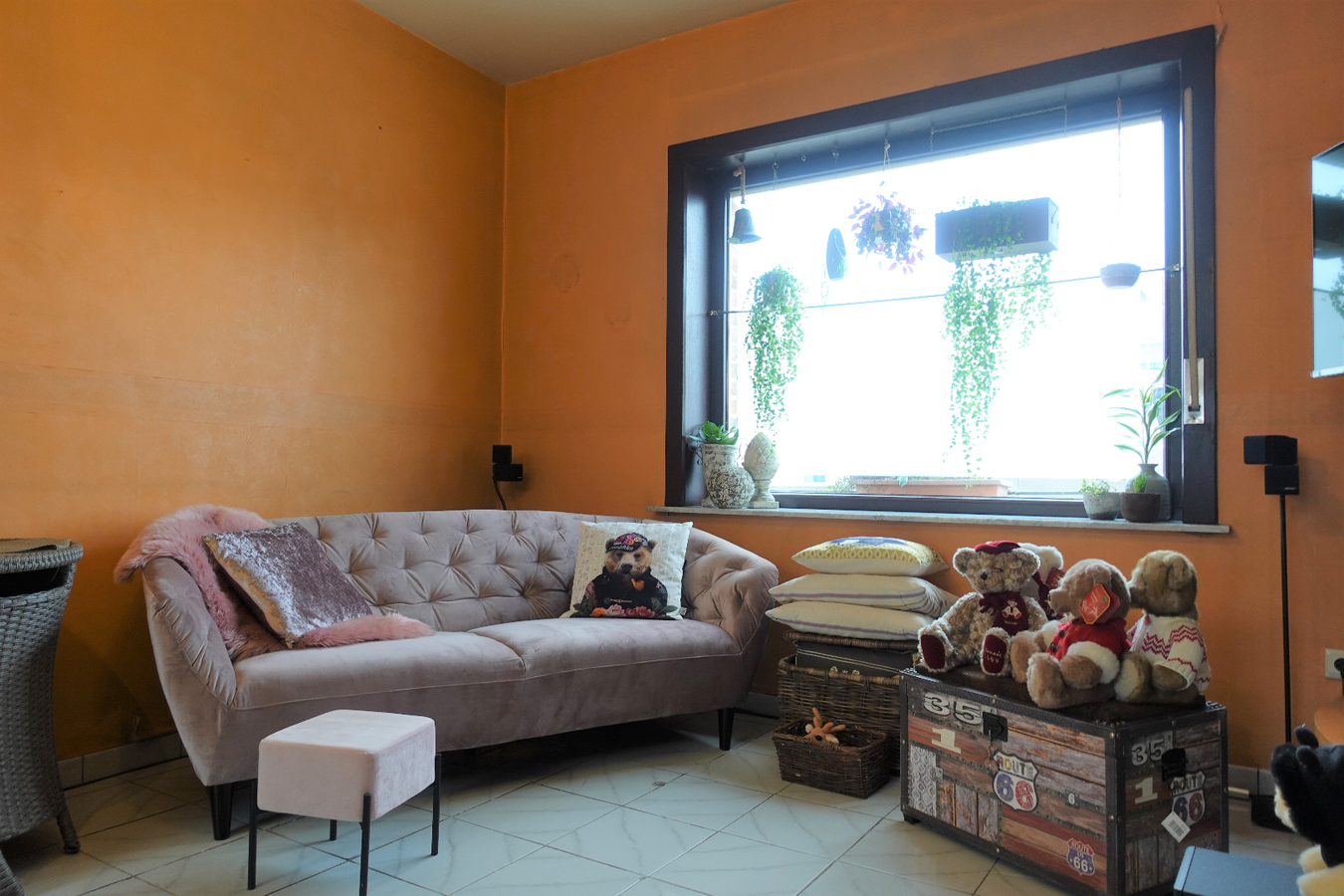 Woning met tuin langs het kanaal 