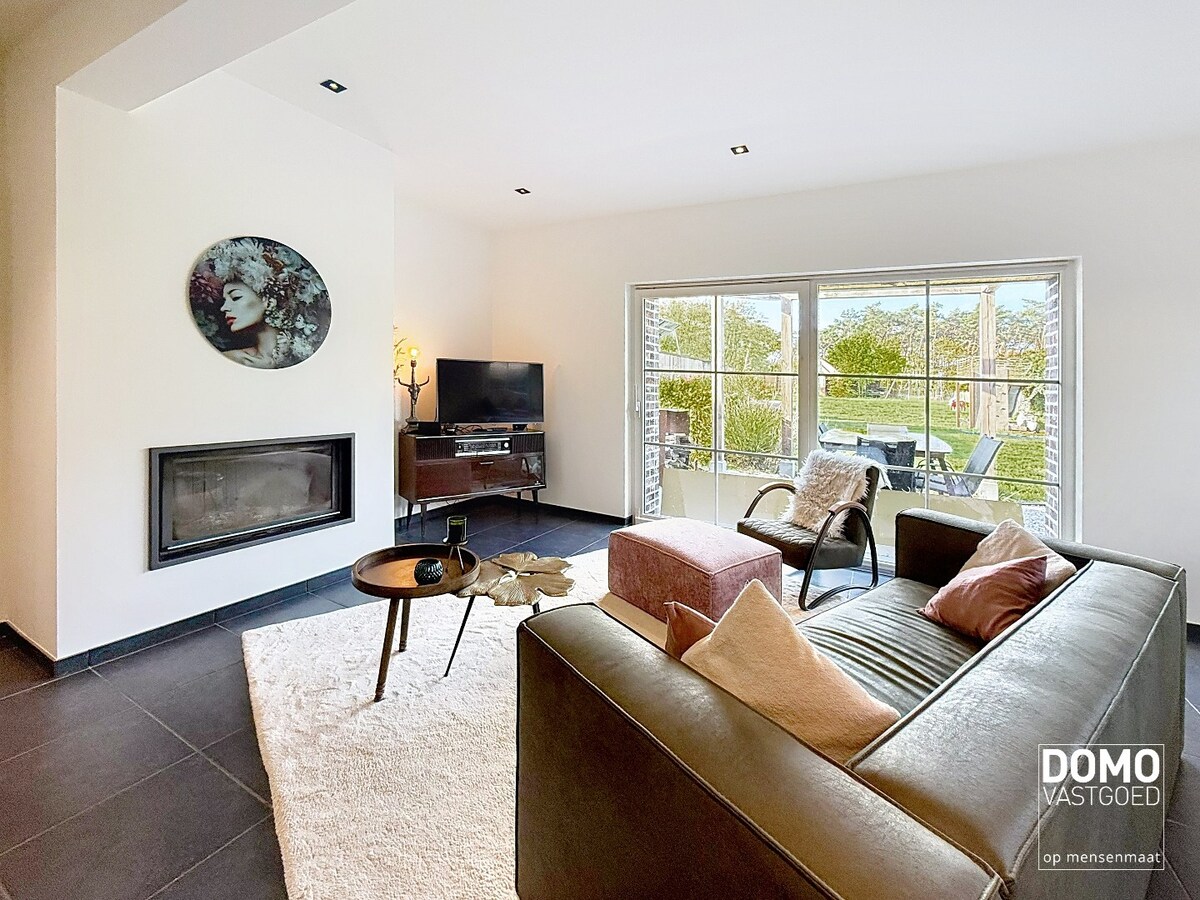 Ruime charmante woning met 3 slaapkamers - 244m² - EPC: B 