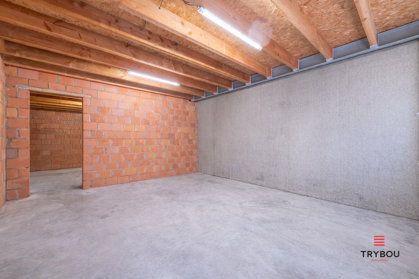 Hangar (Loods) te koop in Staden