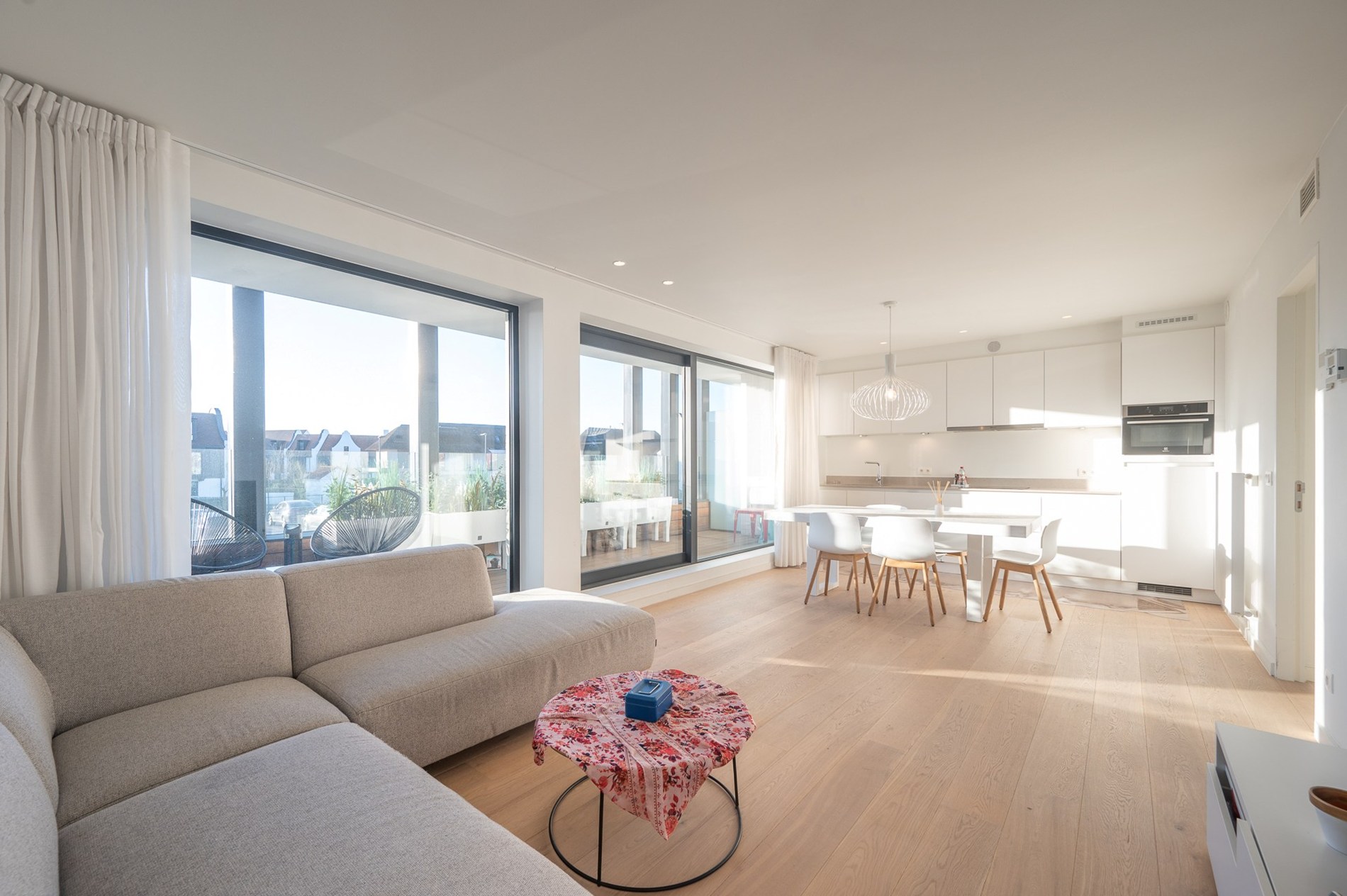 Ruim en zonnig appartement te Duinenwater 