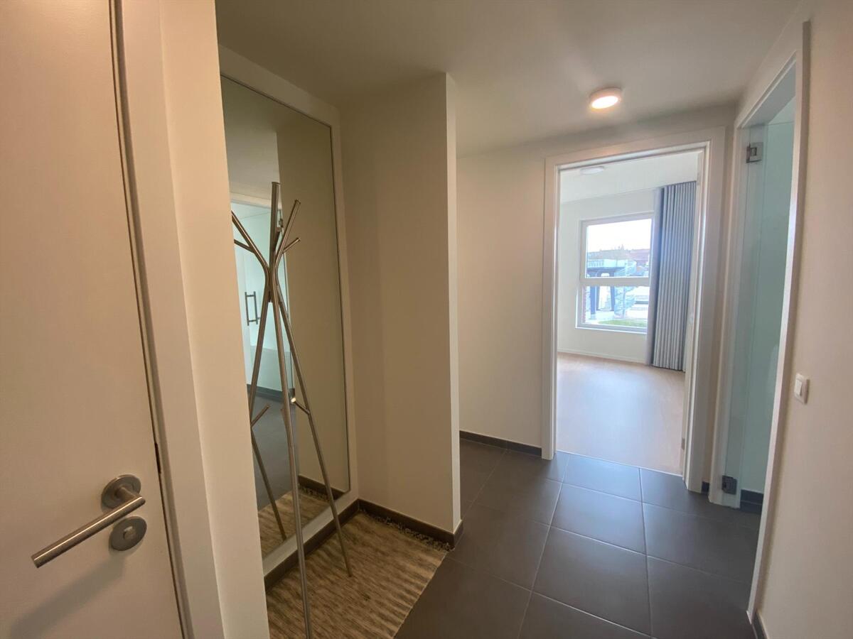 Ruim appartement op de tweede verdieping met prachtig zicht op de Leie 