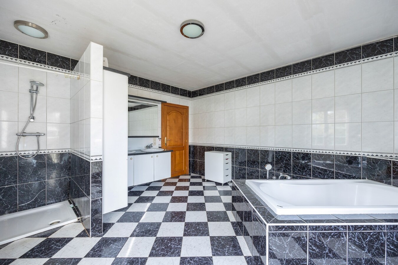 Villa met 3 slaapkamers op een mooi perceel van 1.606 m²  te Zoersel 