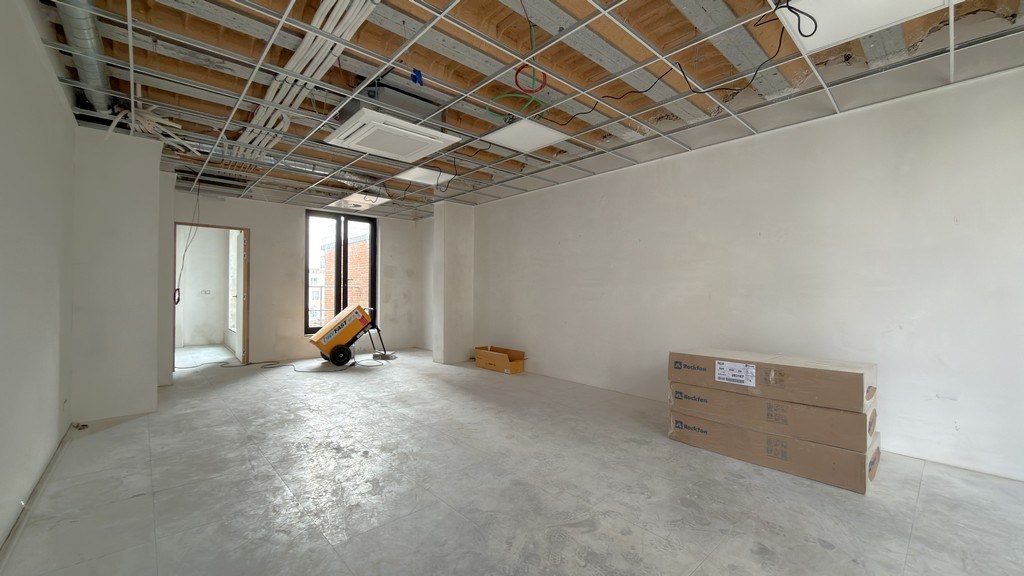  Kantoren te huur in majestueus hoekpand op Meir in Antwerpen