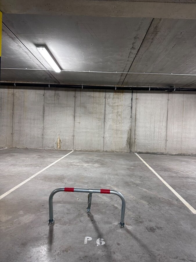 Verhuurd parkeerplaats - Gistel