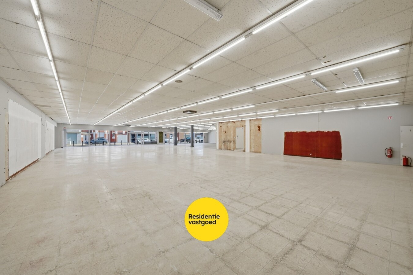 Te huur showroom - Zedelgem