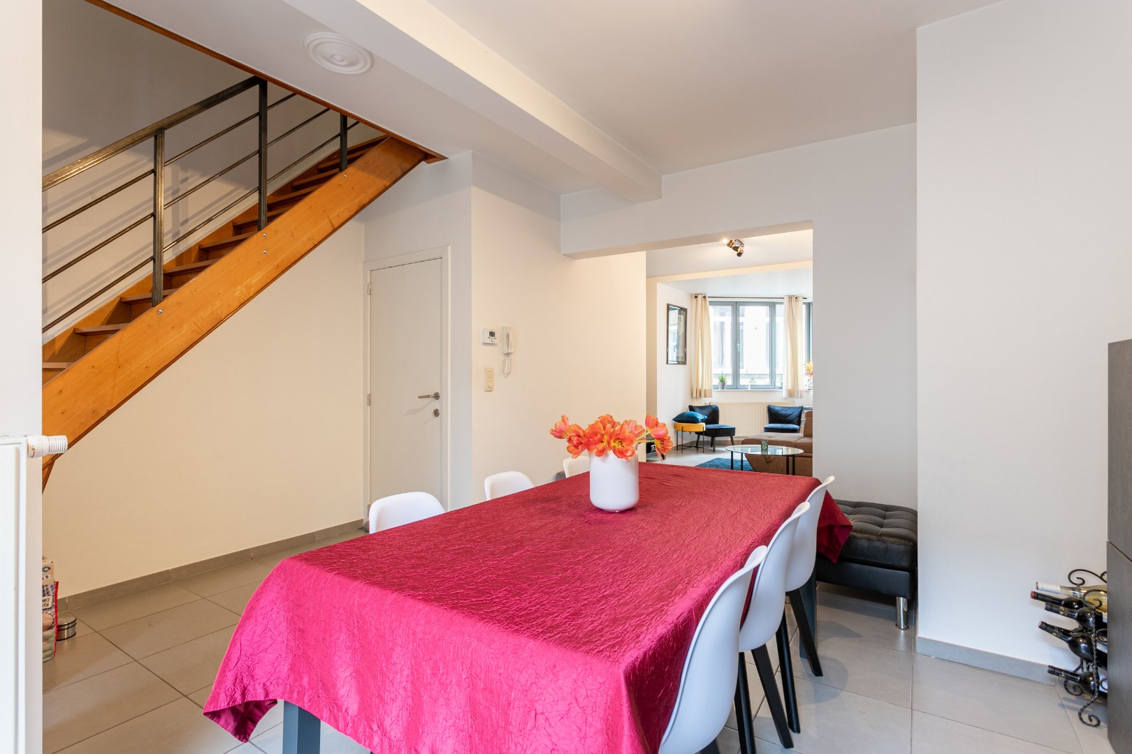 Handelspand met woonst te Halle centrum 