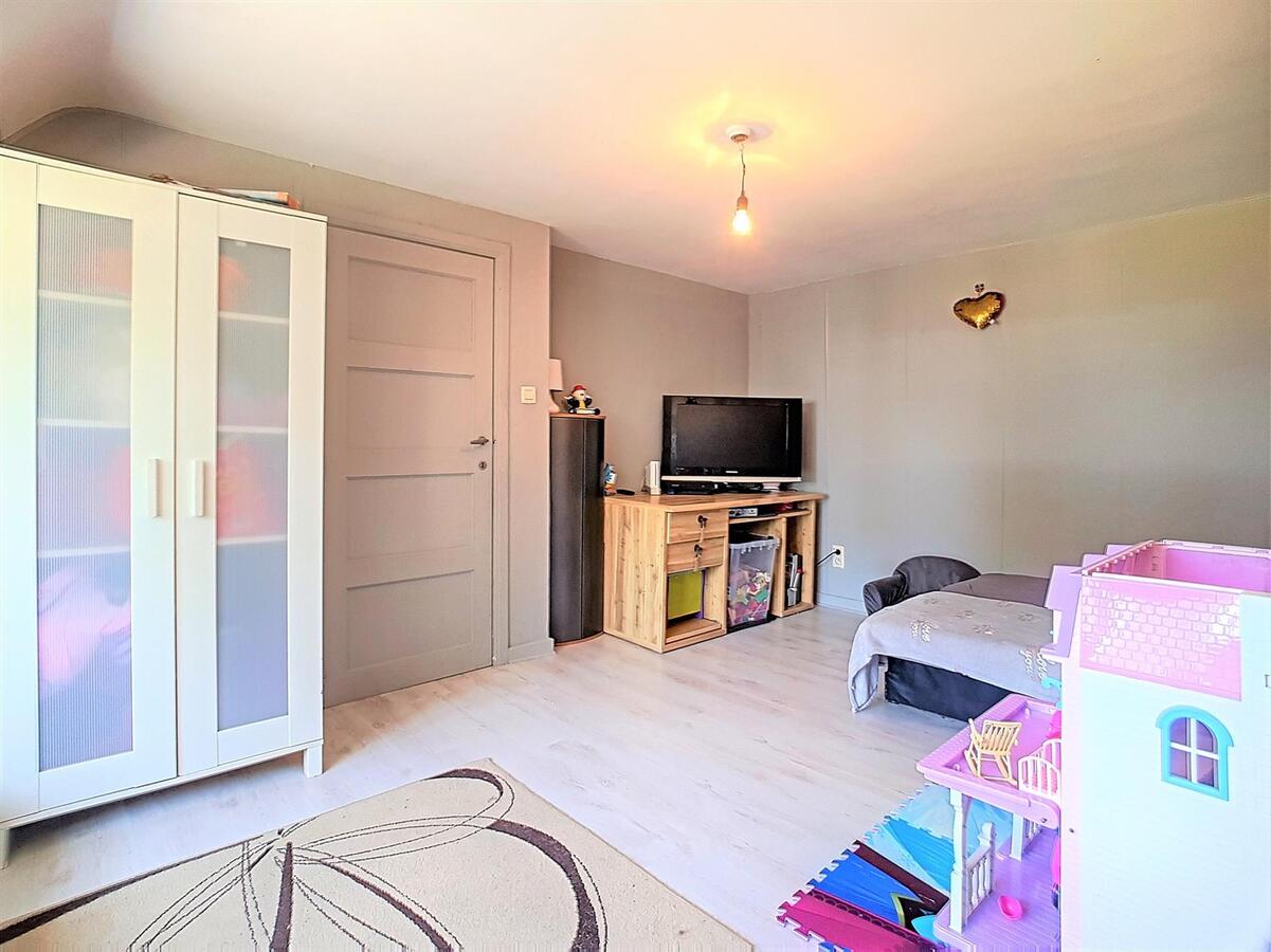 Goed gelegen woning met zonnige tuin en uitweg achteraan - Zeebrugge 