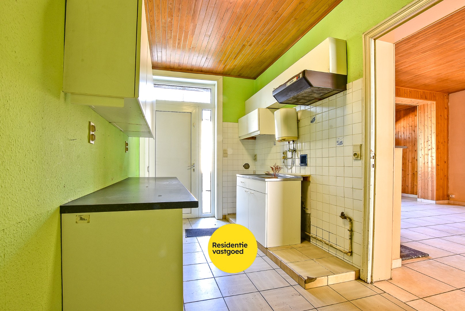 Charmante woning met opslagplaats in centrum Diksmuide op 248 m²! 