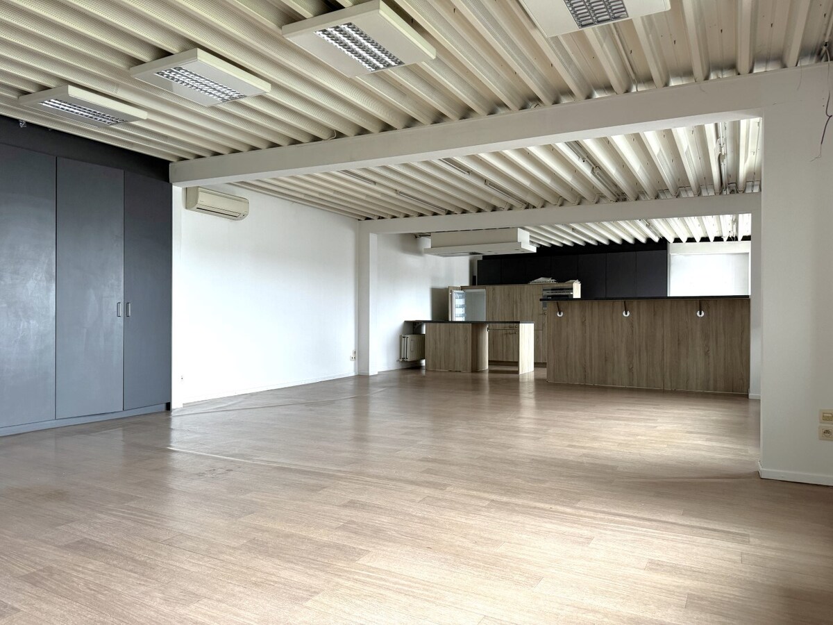 Verhuurd kantoor - Ravels