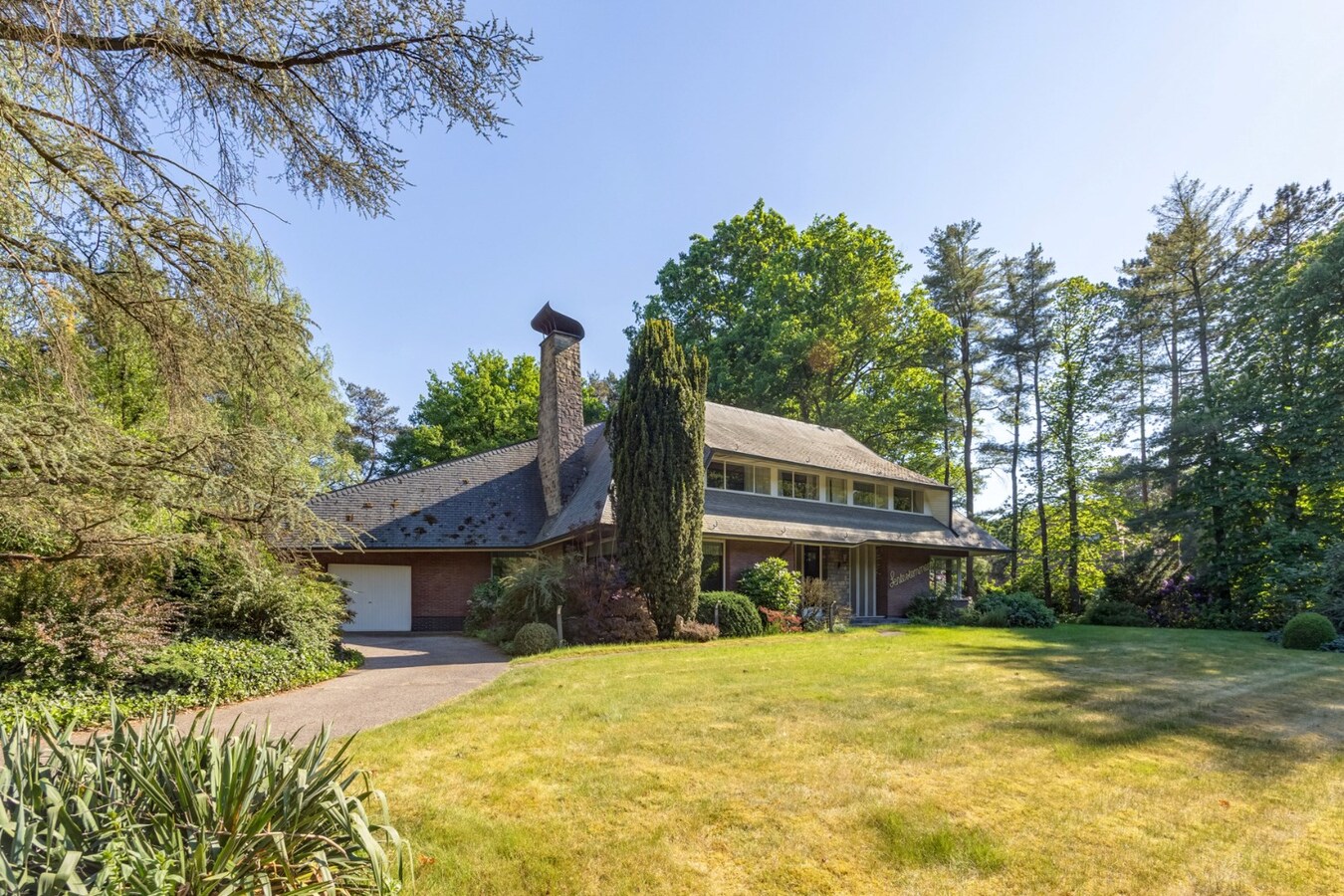 Villa "Lentestemmen" op een perceel van 4.491 m² te Schilde 