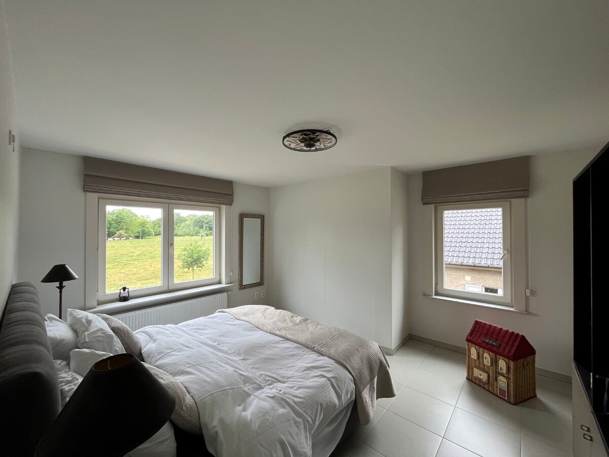 Ruime woning in het groene Zevergem, vlakbij Gent 