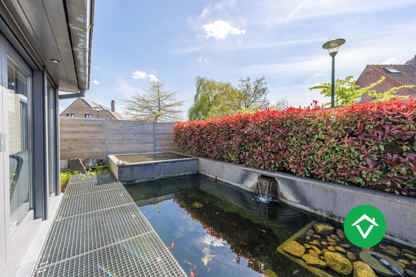 Alleenstaande woning met 5 slaapkamers en garage te Torhout 