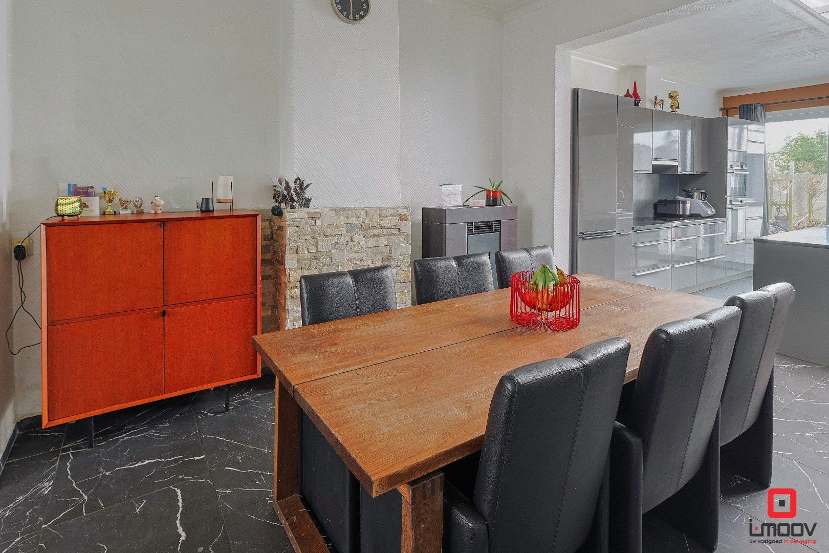 Charmante gezinswoning met zonnige tuin nabij het centrum van Zele 