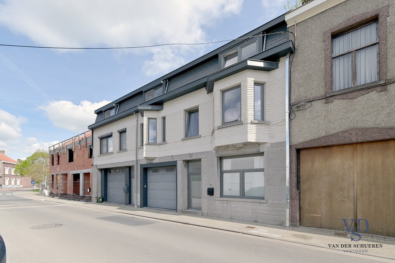 Comfortabele woning met tuin op topligging in Gavere. 