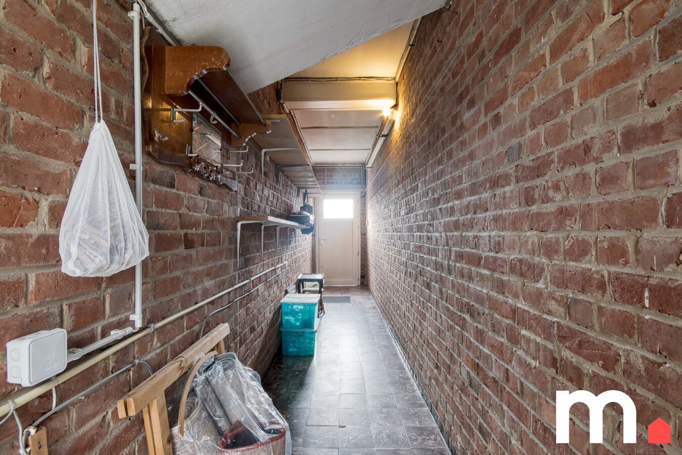 Verzorgde op te frissen woning met garage te Wervik ! 