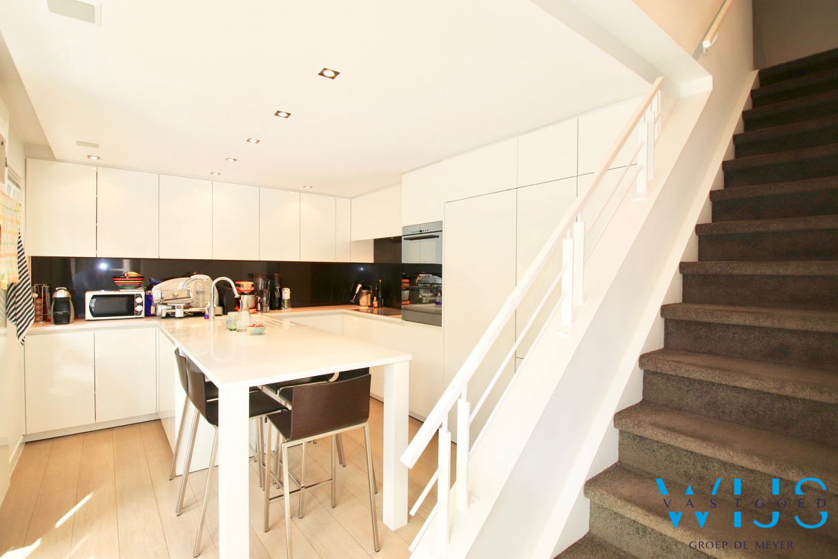 Prachtige mooi afgewerkte gezinswoning in een doodlopende straat ! 