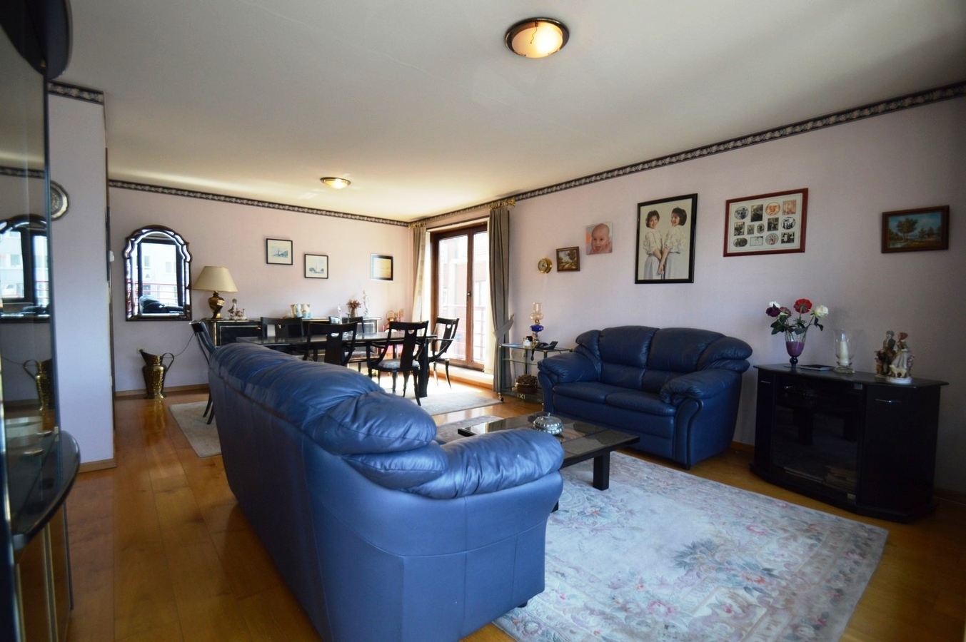 Lichtrijk hoekappartement vlakbij het centrum - Heist 