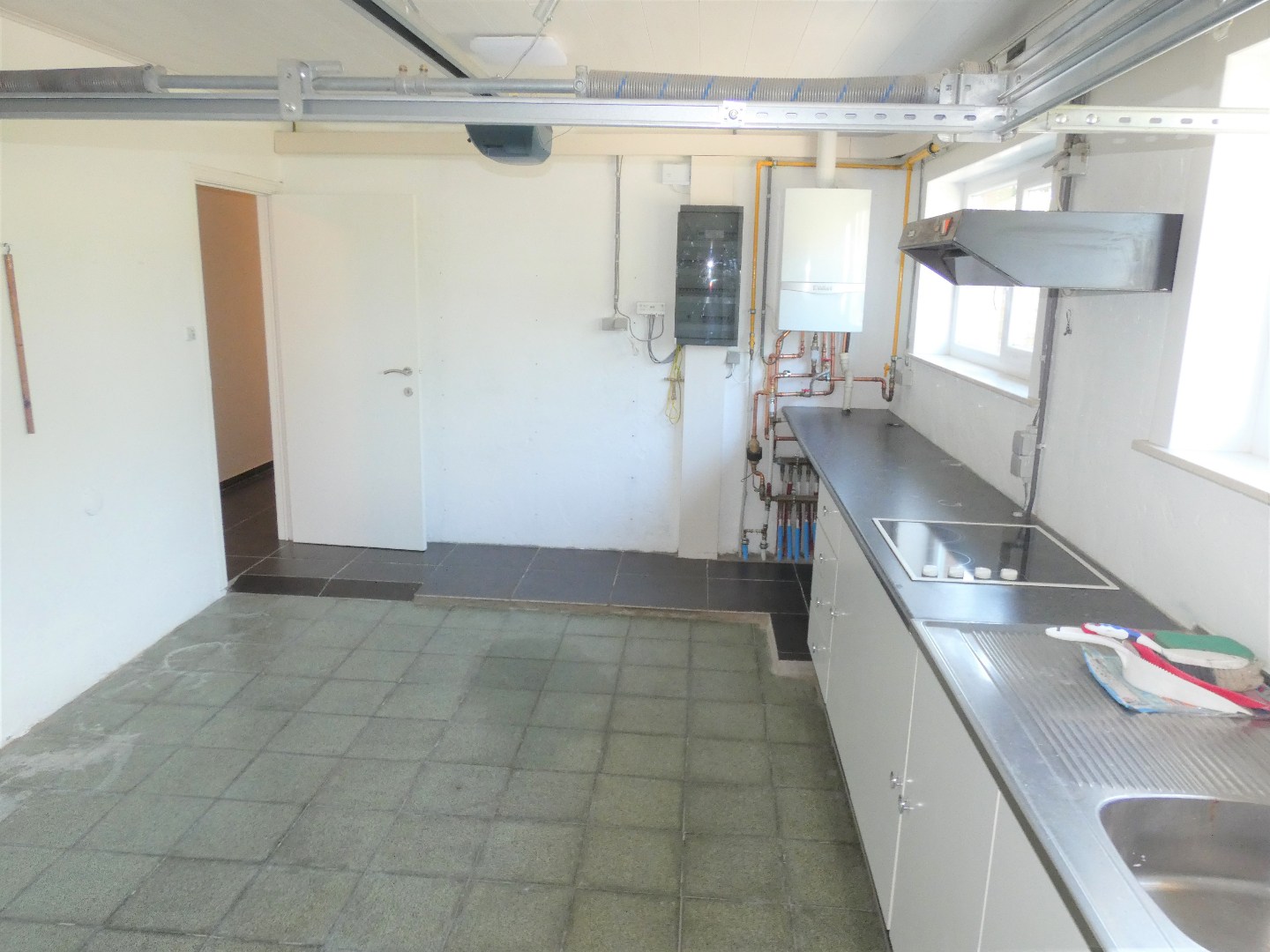 Instapklare open bebouwing met 3 slpk, garage en tuin, Kortemark 