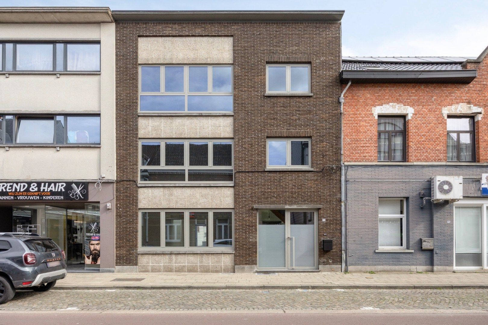Parel met garage en stadstuin te huur in het centrum van Geel 