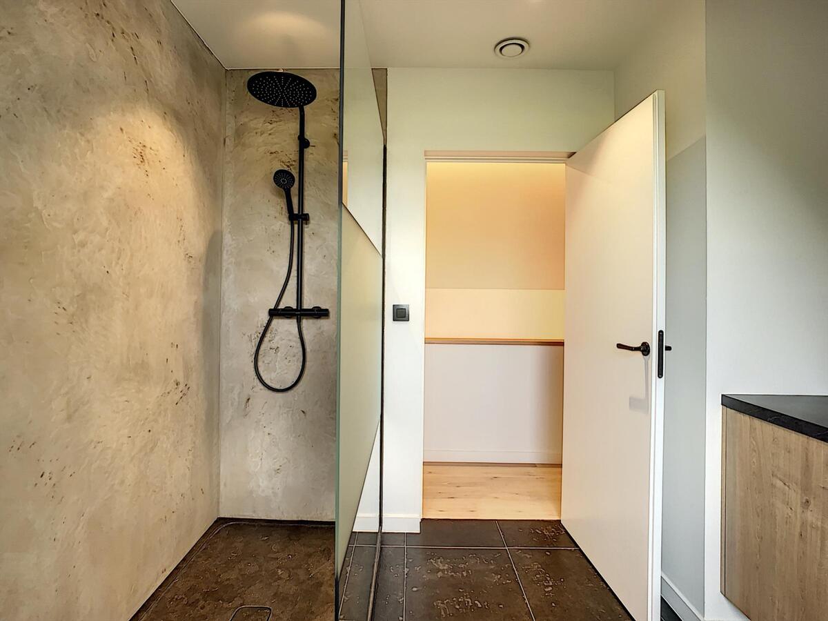 Exclusieve villa te huur in Kruishoutem 