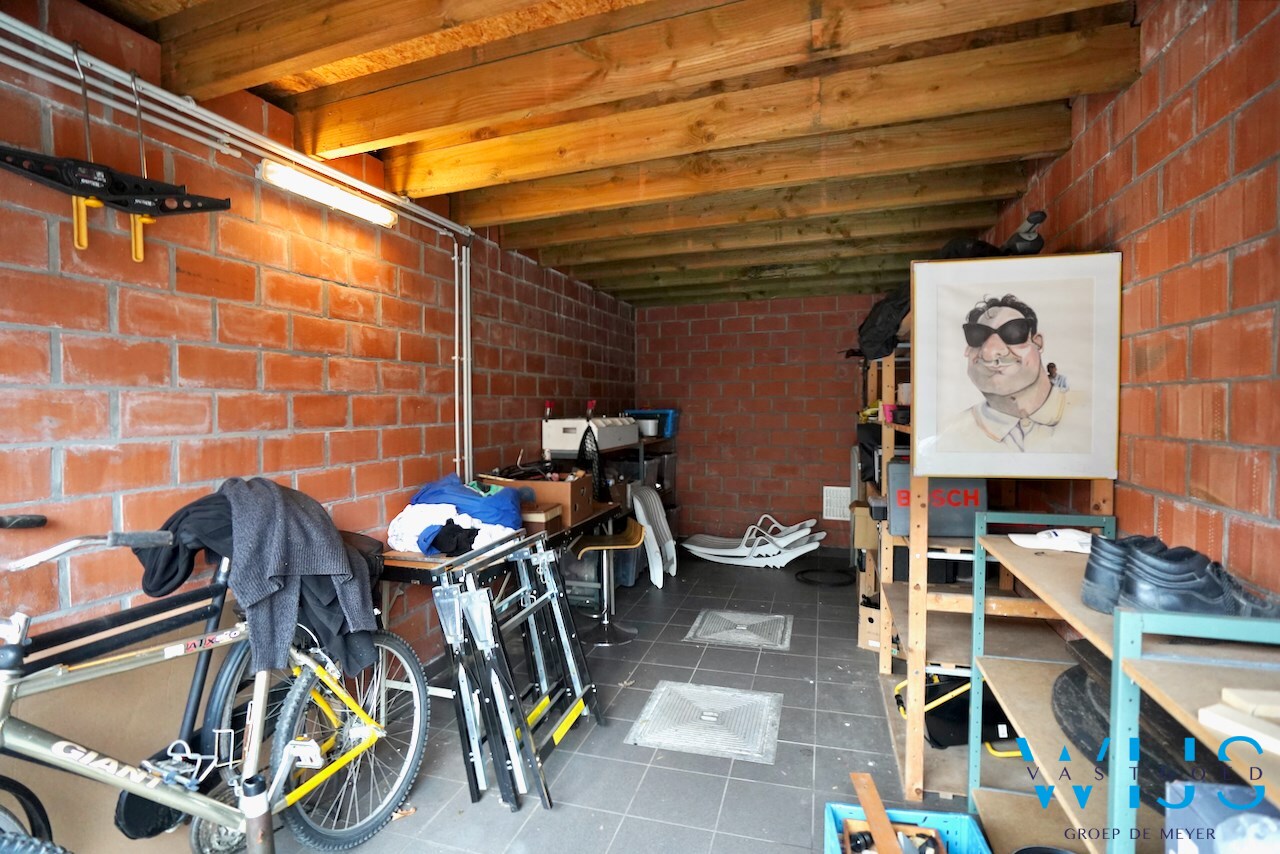 Gezellig tweeslaapkamer appartement met terras te Assenede ! 