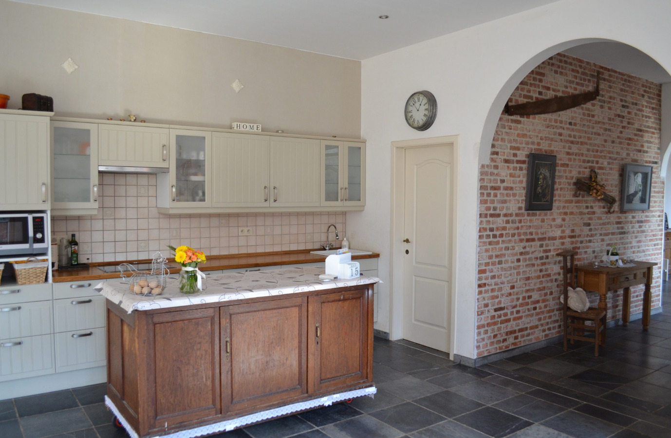 Prachtig landhuis met schuur op ca. 4600M² te Zwijndrecht 