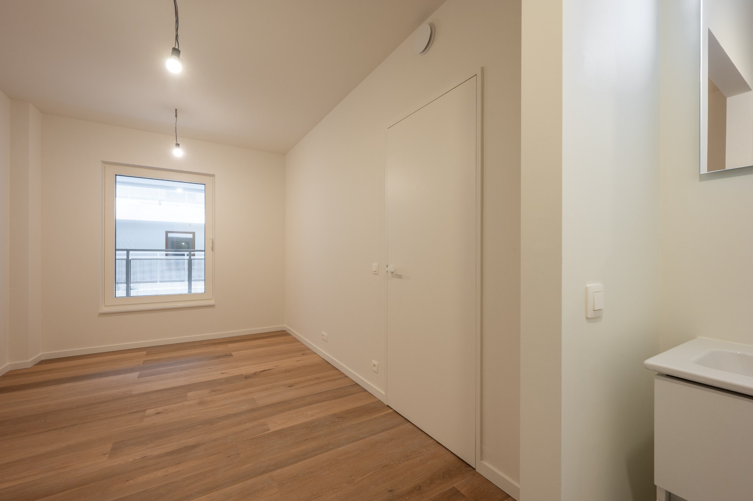 Appartement 2 pièces bien situé à la résidence Hoost : JOURNÉE PORTES OUVERTES DIMANCHE 04/01 (entre 14h et 17h), place Maes et Boerenboom. 