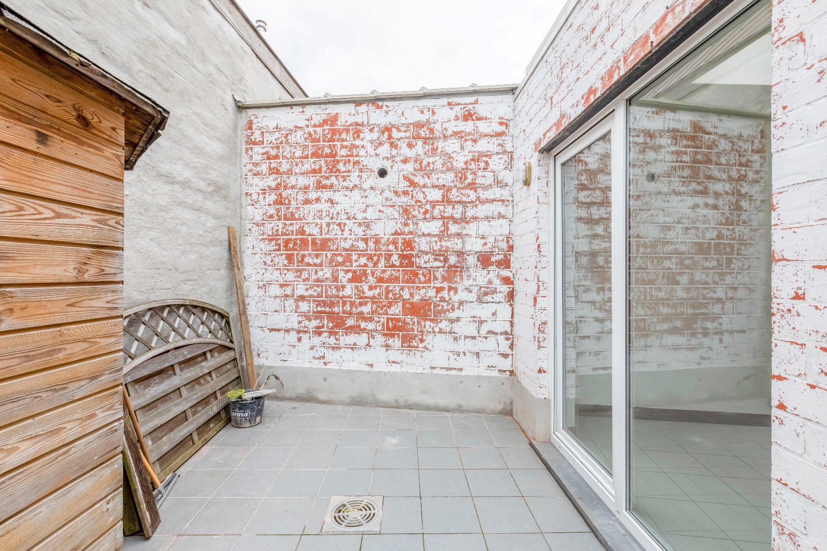 Gerenoveerde woning gelegen in de Bloemekenswijk 