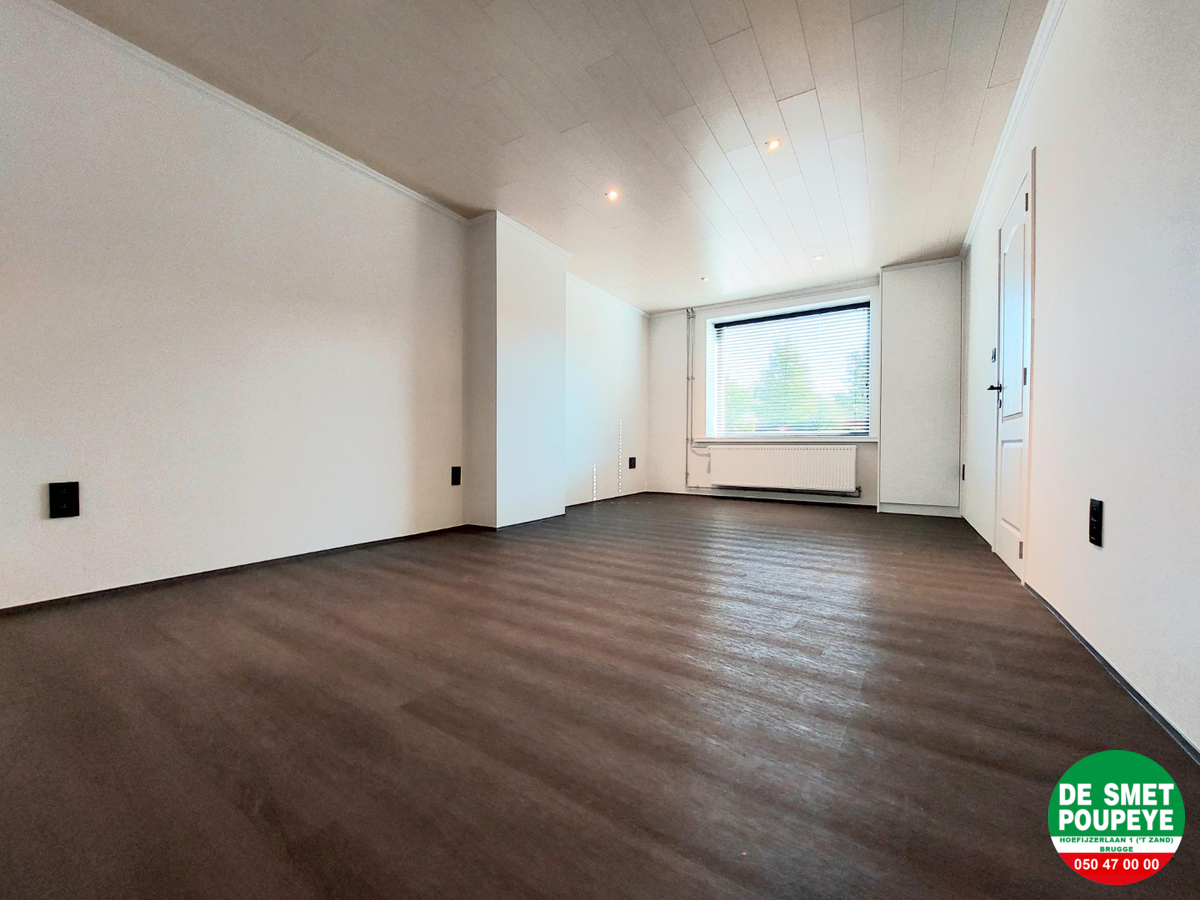 Half open woning (ev met praktijk) 