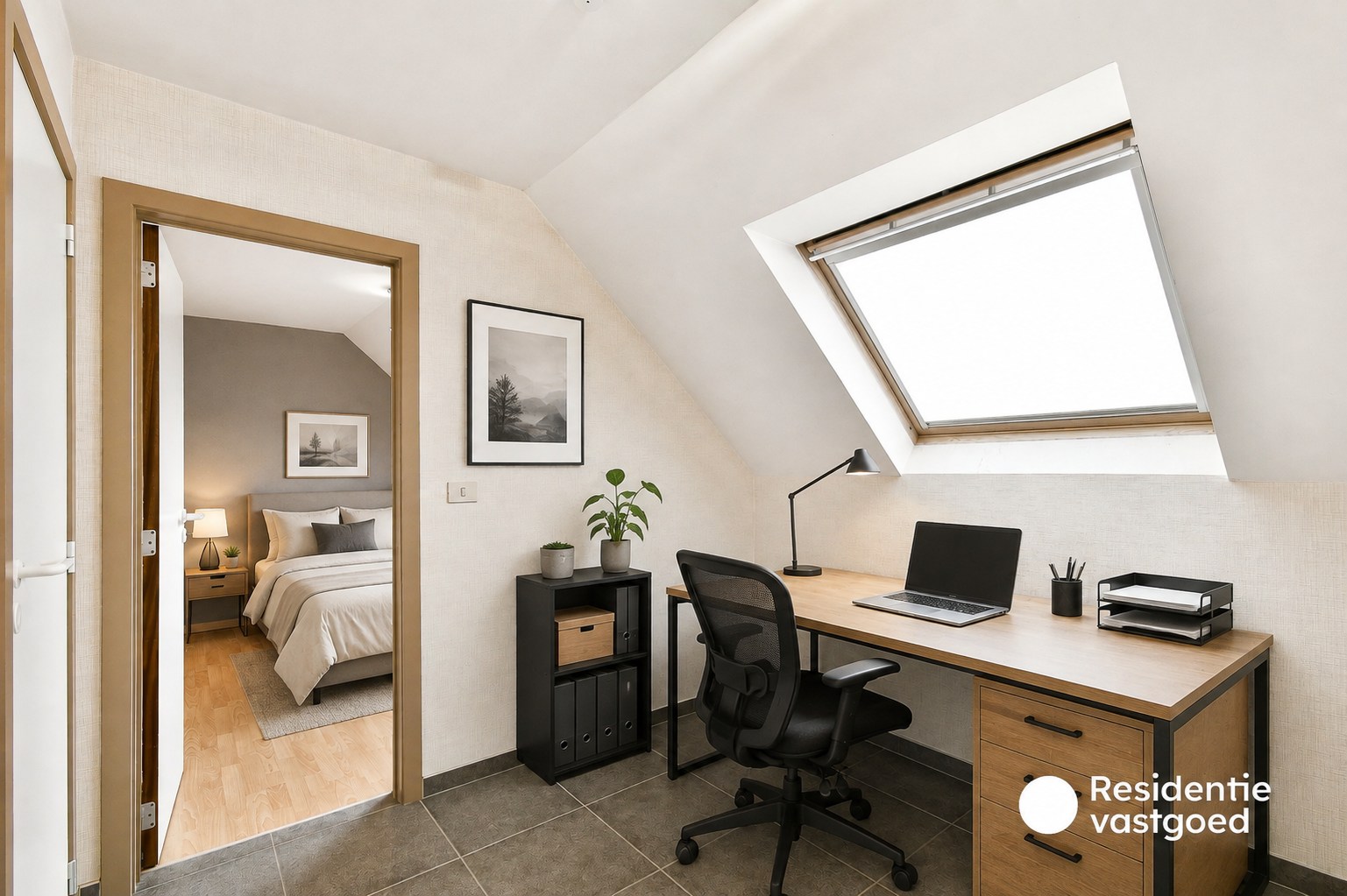 Duplex-appartement in rustige residentie met twee slaapkamers en terras 