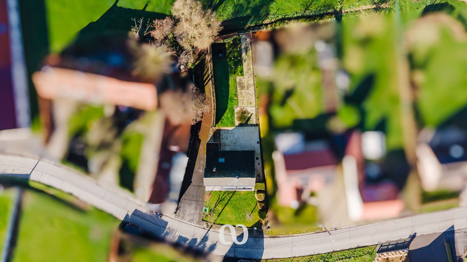 Prachtig gelegen bouwgrond met te slopen woning 