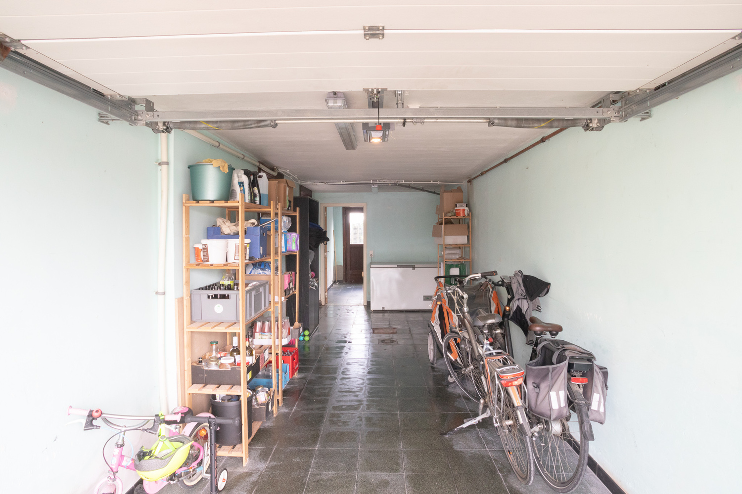 Ruime, landelijk gelegen en instapklare bel-étage met grote tuin 