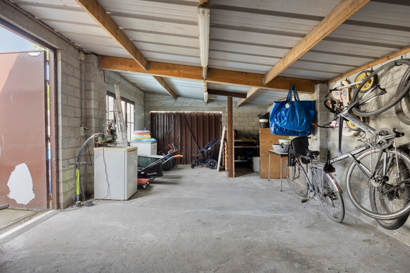 Gerenoveerde gezinswoning met 3 slaapkamers in Mol 