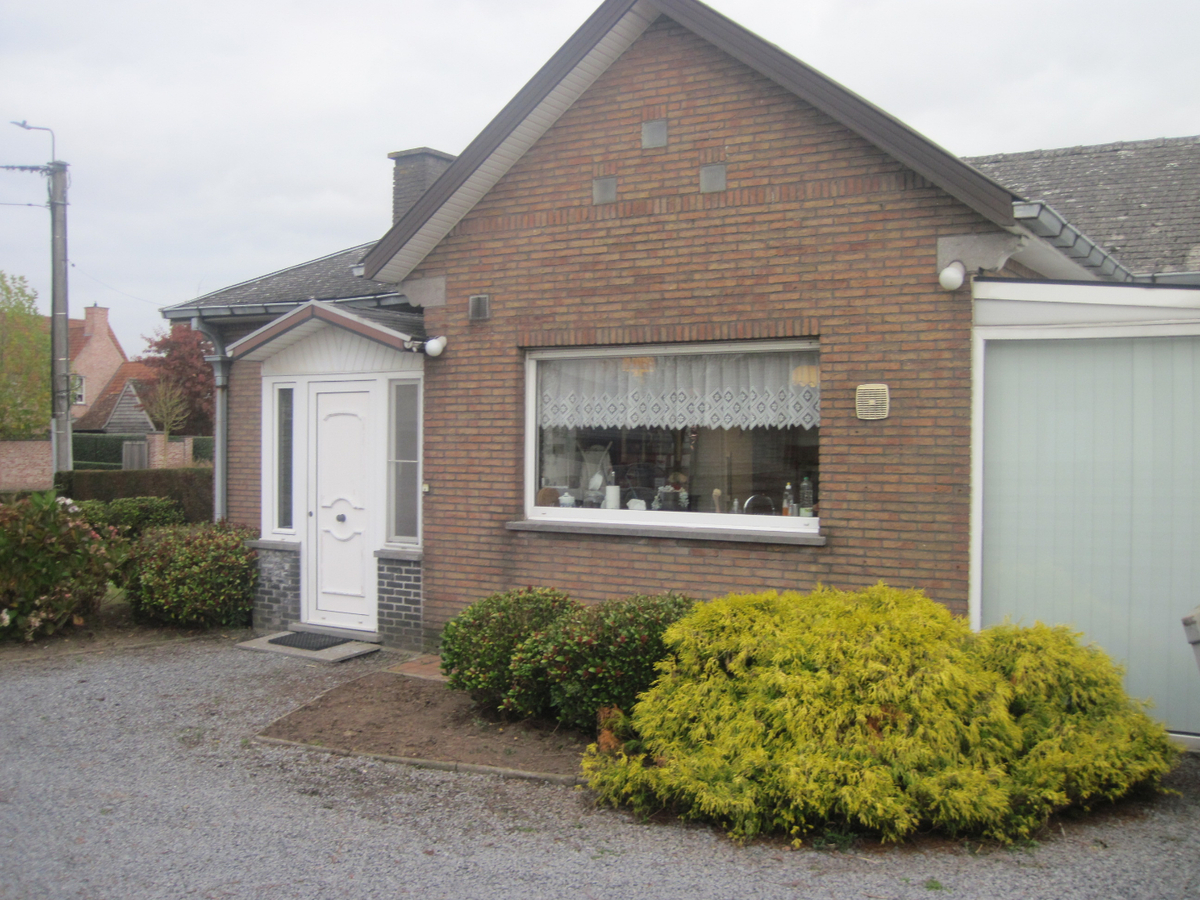 Lichtrijke bungalow - groene omgeving ! 