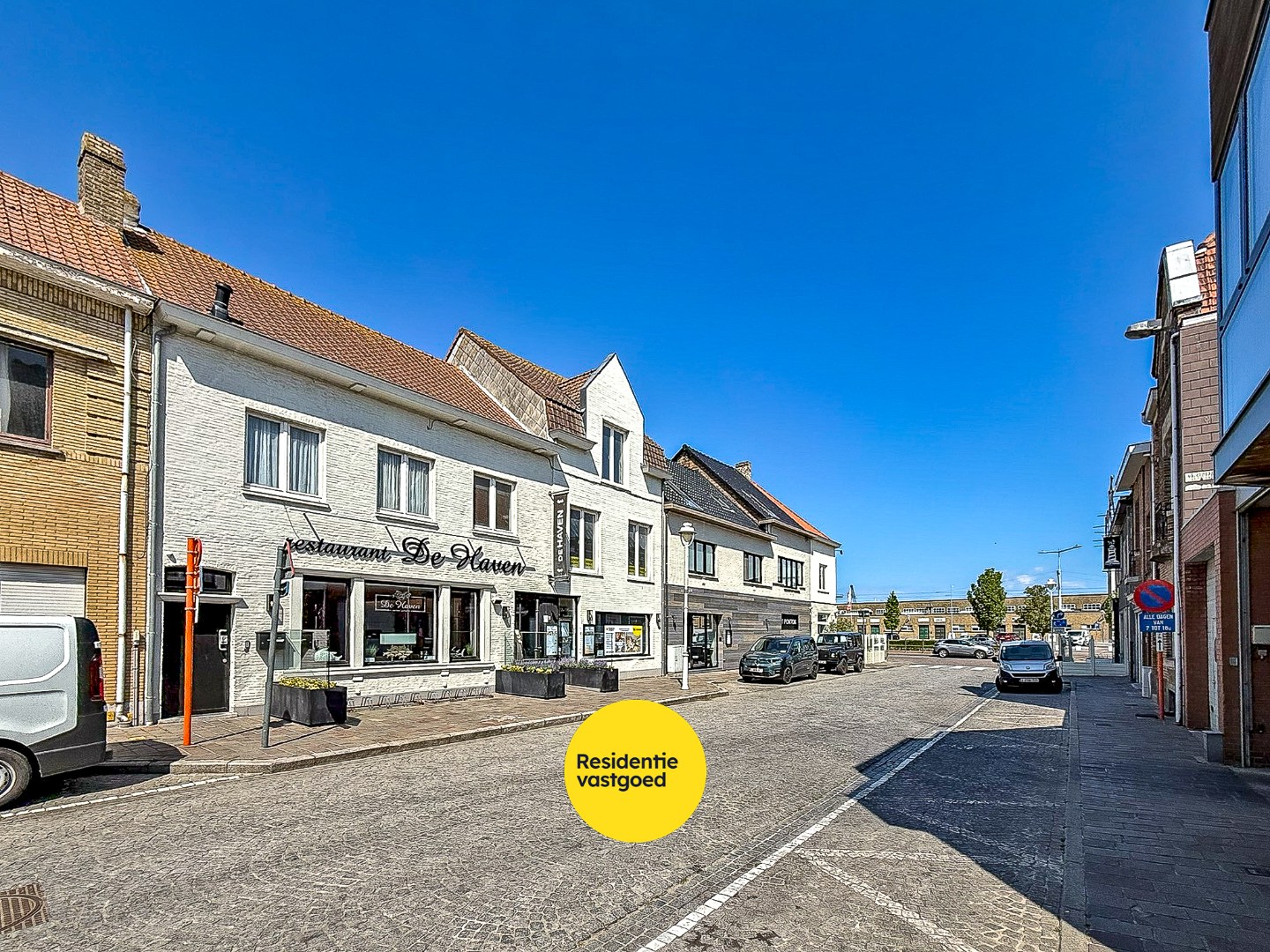 Restaurant 'De Haven' volledig gebouw met mogelijheden vlakbij de kaai gelegen op 313 m². 