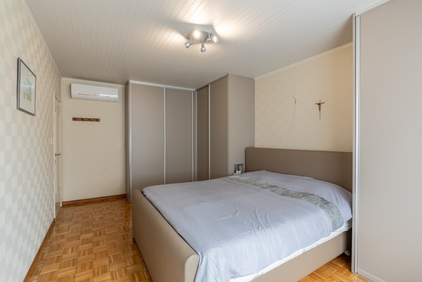 Ruime gelijkvloerse woning met 3 slaapkamers. 