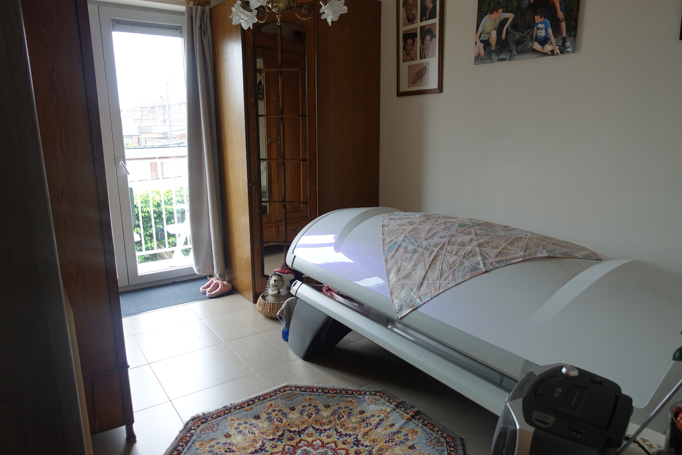 Lichtrijk appartement met autostaanplaats in het hartje van Lichtervelde 