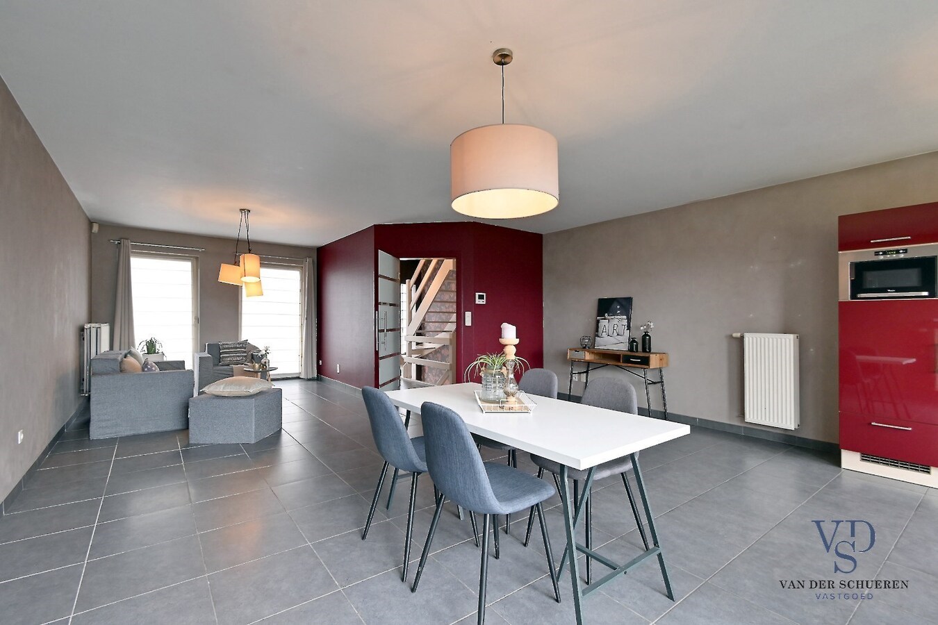 Bijzonder praktische bel-étage-woning 