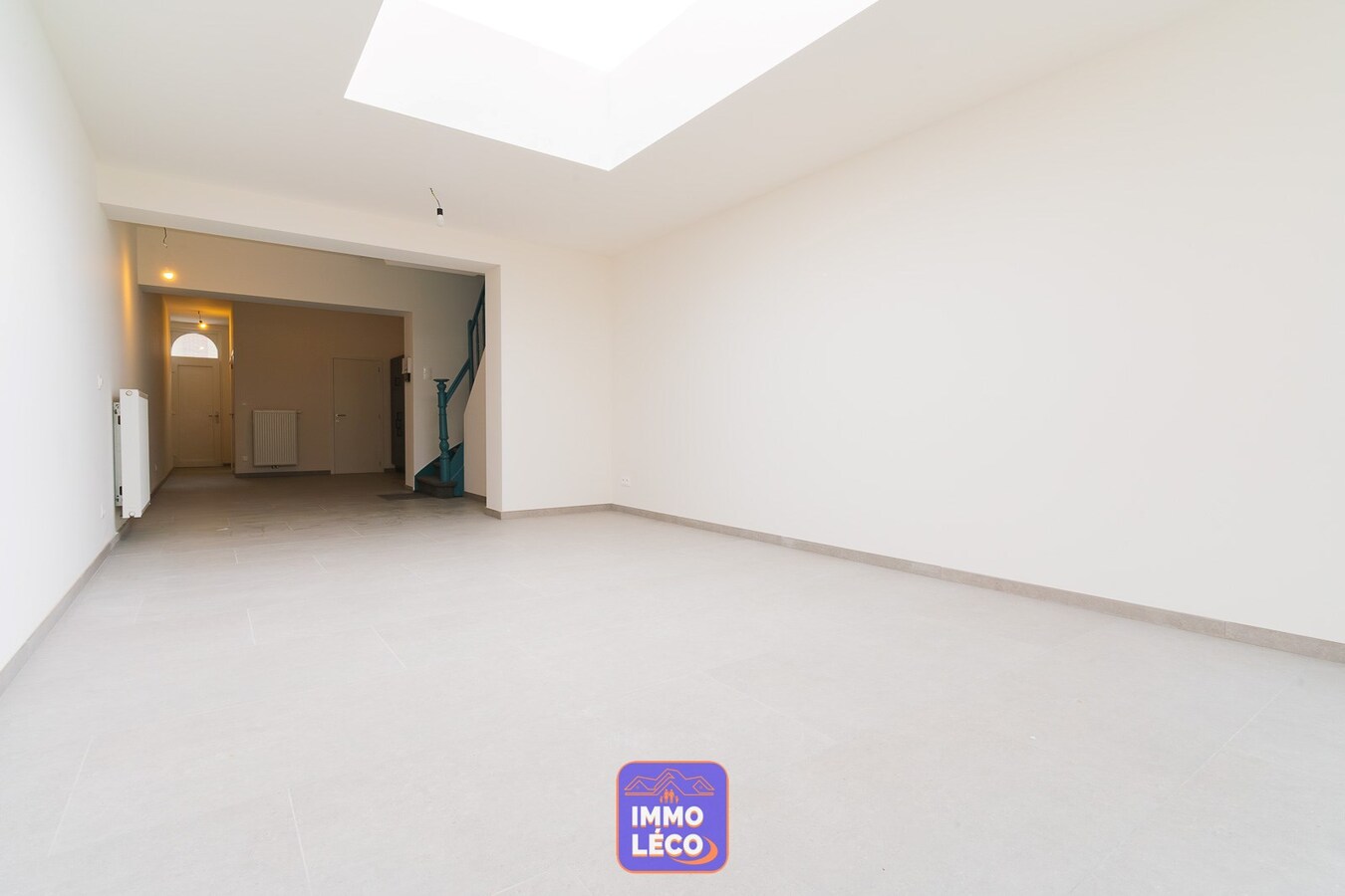 Maison rénovée en 2024, dans le centre. 