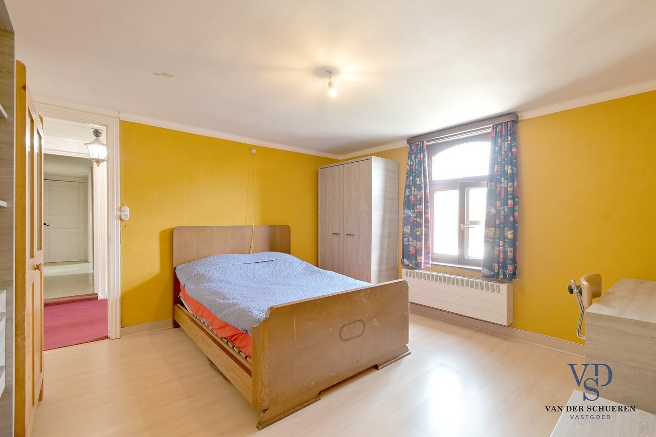 Ruime woning met opslagruimte 