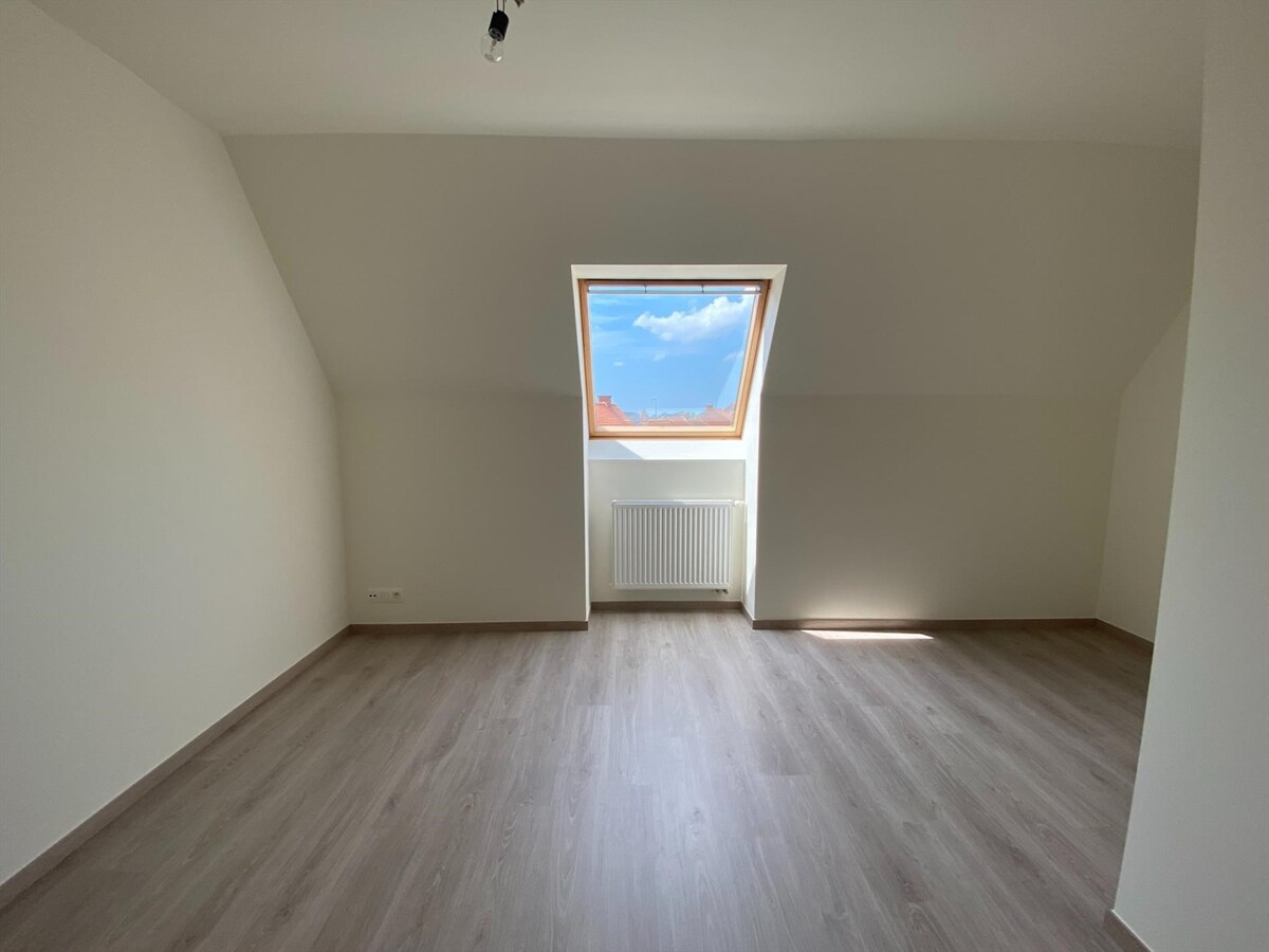 Ruim duplex-appartement met 3 slaapkamers 