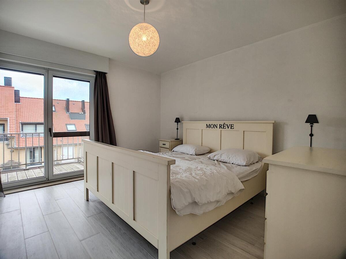 Magnifiek woonappartement met zonneterras, 3 ruime slpk en 2 badk - Heist 