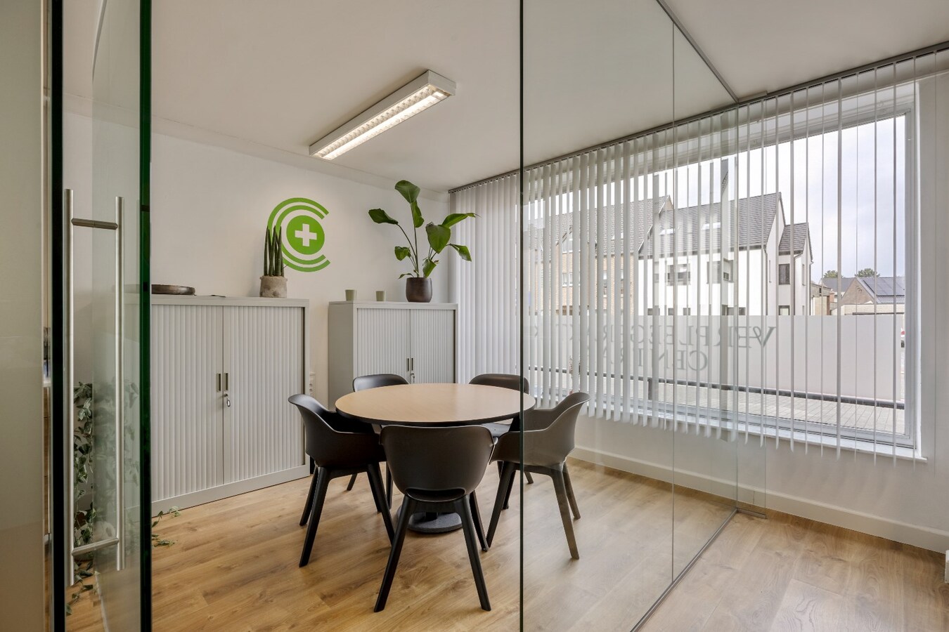 Opbrengsteigendom met vier eenheden 