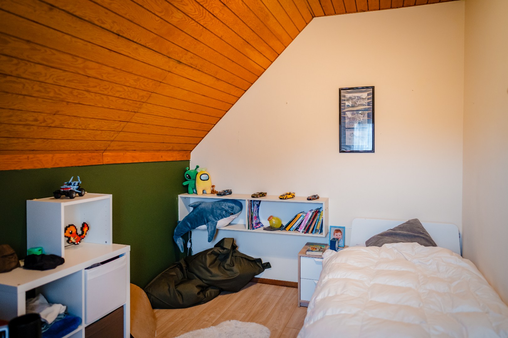 Unieke woning met 5 slaapkamers residentieel gelegen te Eeklo 