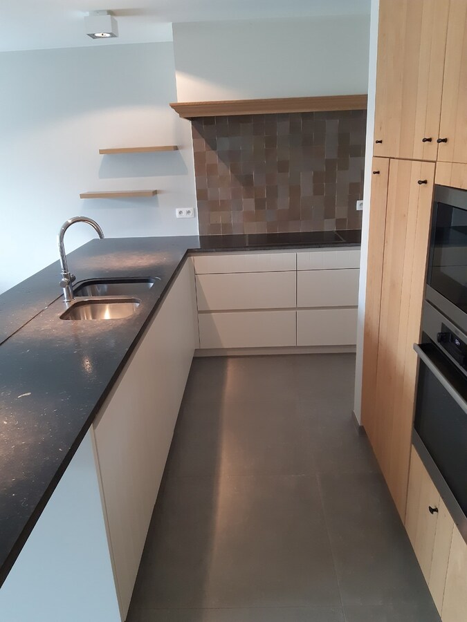 Uitstekend gelegen BEN-appartement in hartje Asper. 